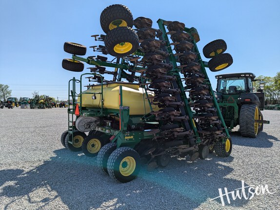 Photo of 2016 John Deere 1990