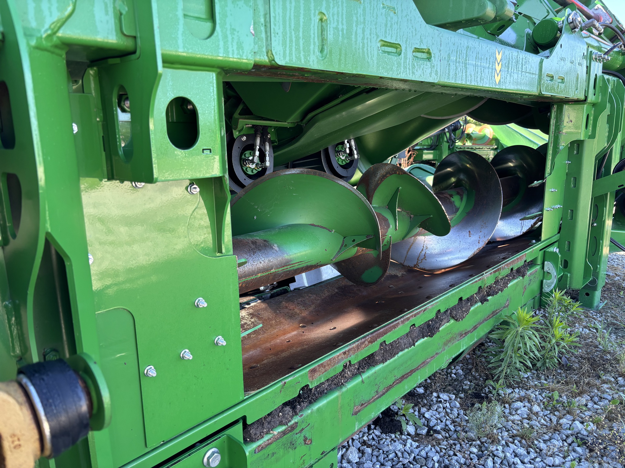Used 2022 John Deere C12F Corn and Row Crop headers at Koenig Equipment in Urbana, OH - PhotoXL9