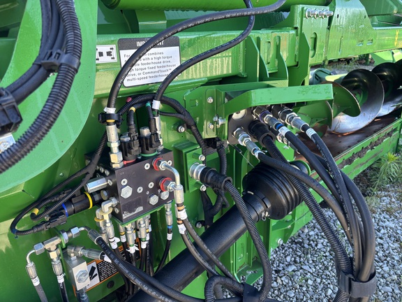 Used 2022 John Deere C12F Corn and Row Crop headers at Koenig Equipment in Urbana, OH - Photo10