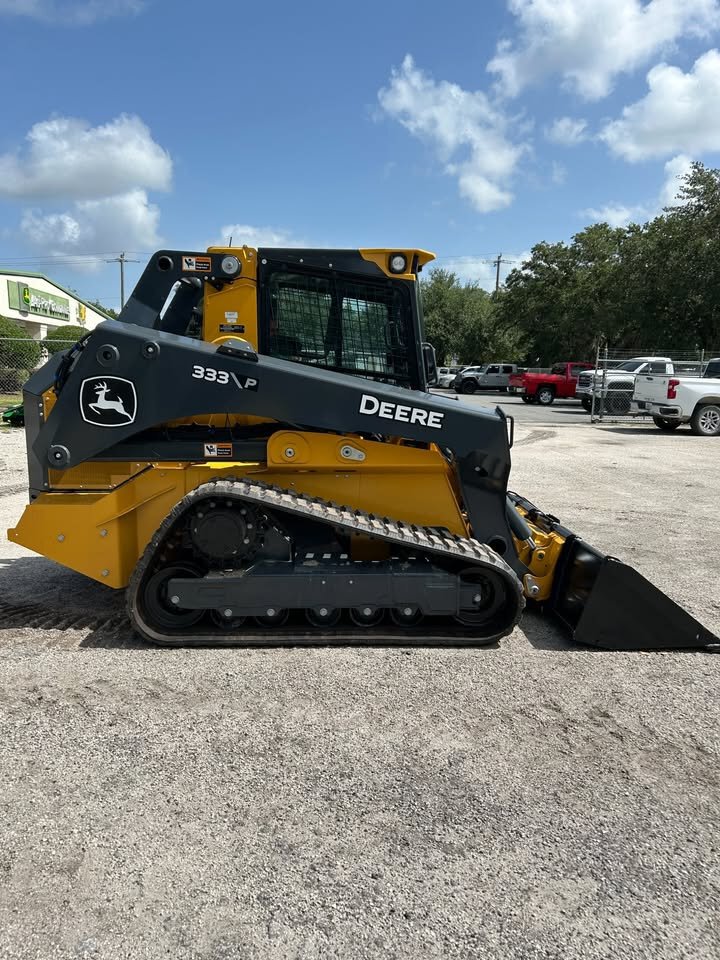 2025 John Deere 333 P Image 2