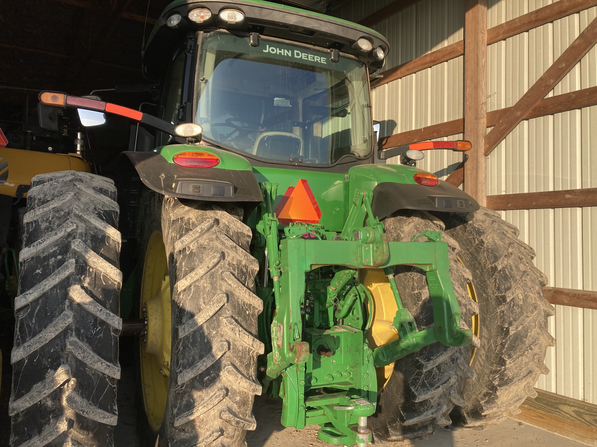 2013 John Deere 7280R Image 7