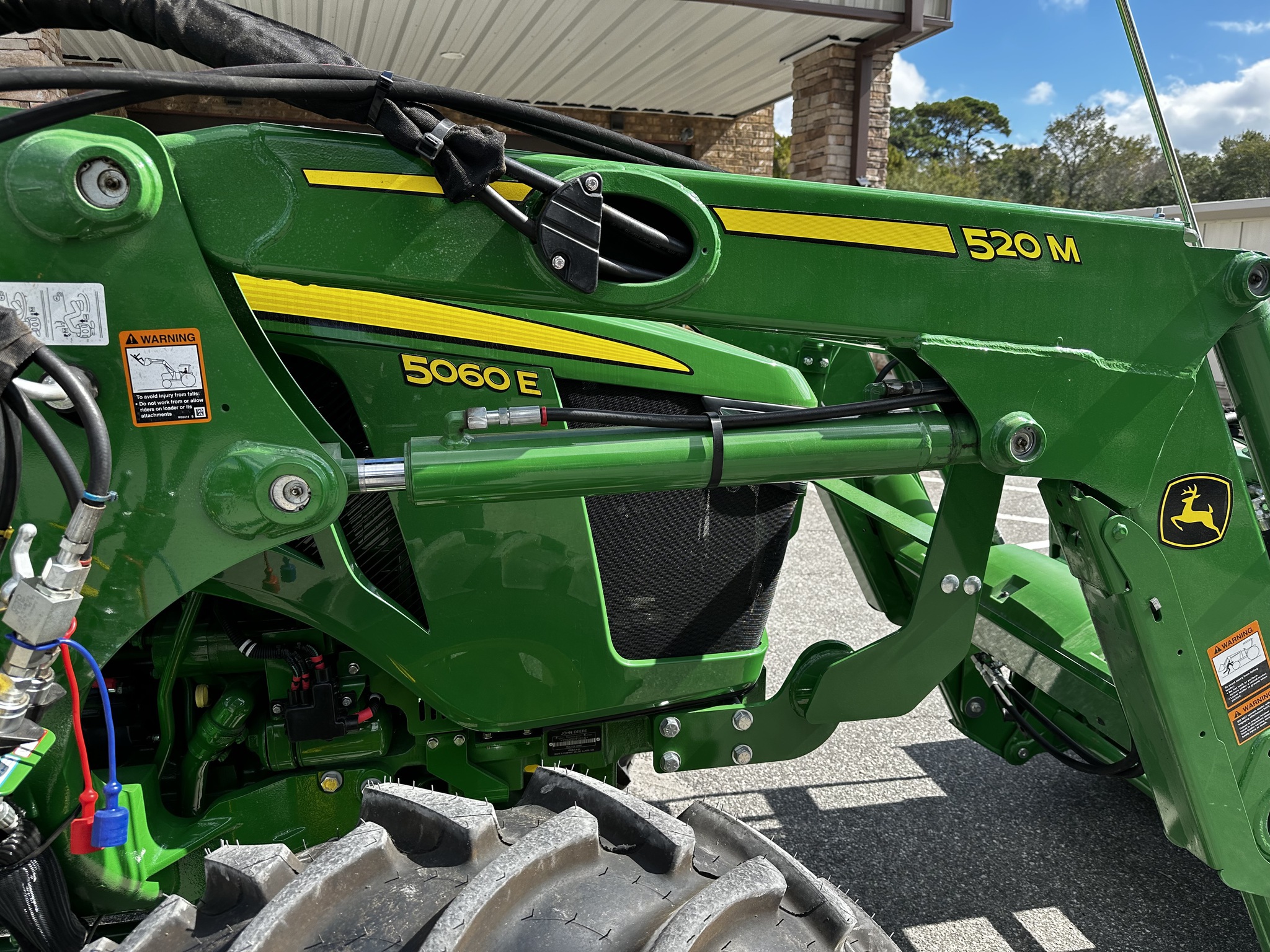 2025 John Deere 5060E Image 5
