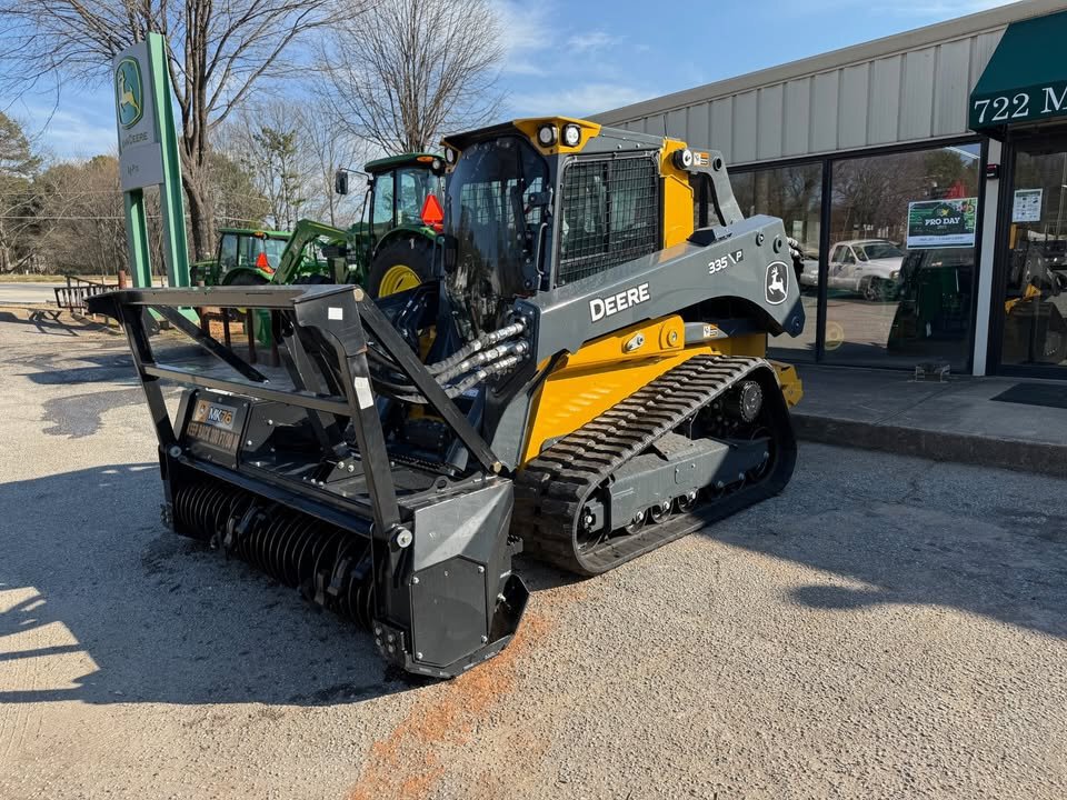 2025 John Deere 335 P Image 1