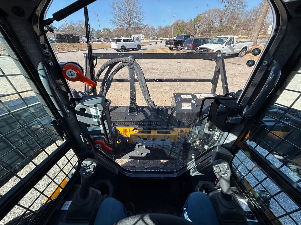 2025 John Deere 335 P Image 12