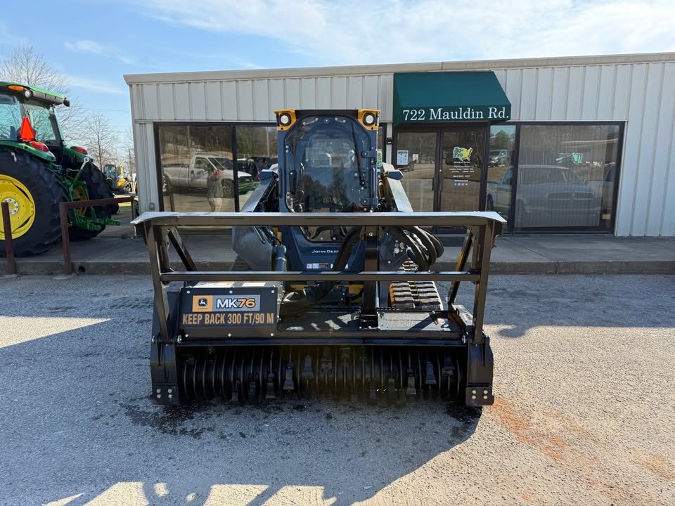 2025 John Deere 335 P Image 7