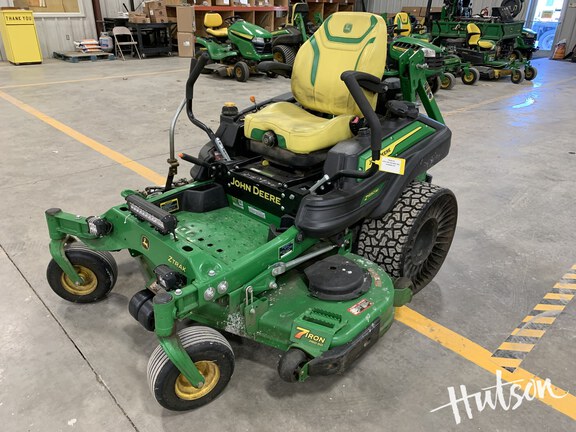 Photo of 2023 John Deere Z950M