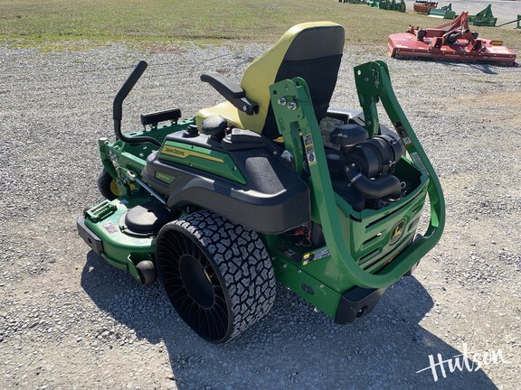 Photo of 2023 John Deere Z950M