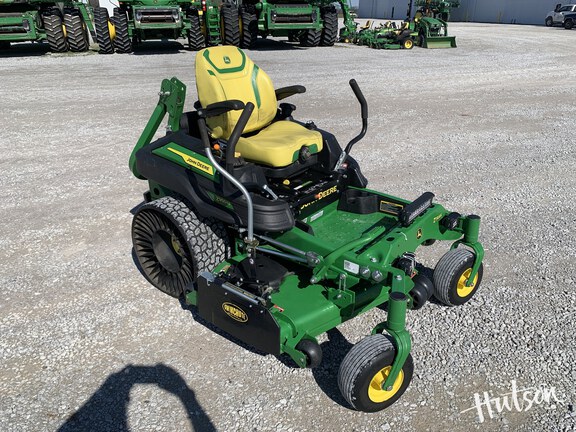 Photo of 2023 John Deere Z950M
