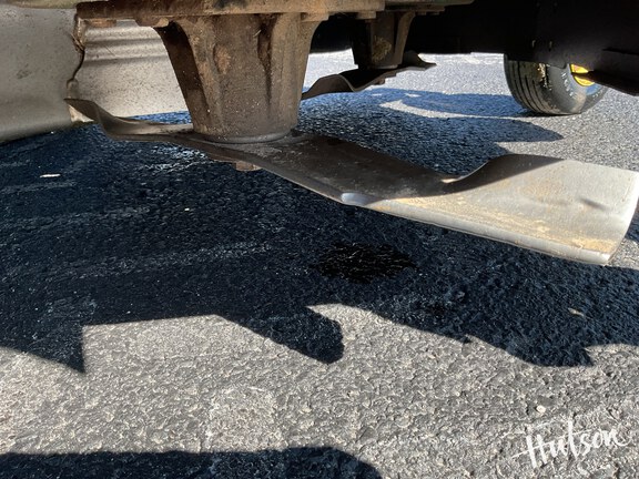 Photo of 2024 John Deere Z950R