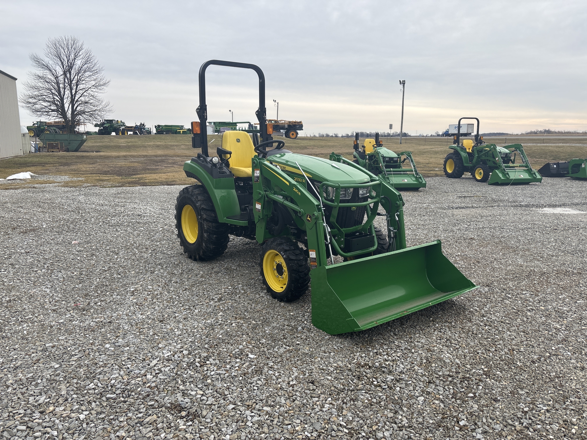 New In-Stock 2024 John Deere 2032R Compact Utility Tractors at Koenig Equipment in Greensburg, IN - PhotoXL2