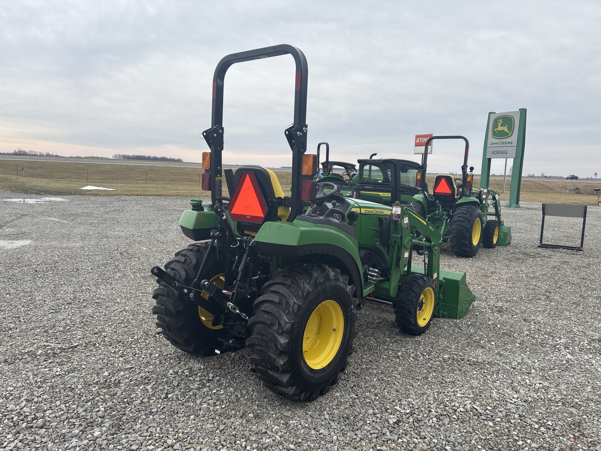 New In-Stock 2024 John Deere 2032R Compact Utility Tractors at Koenig Equipment in Greensburg, IN - PhotoXL4