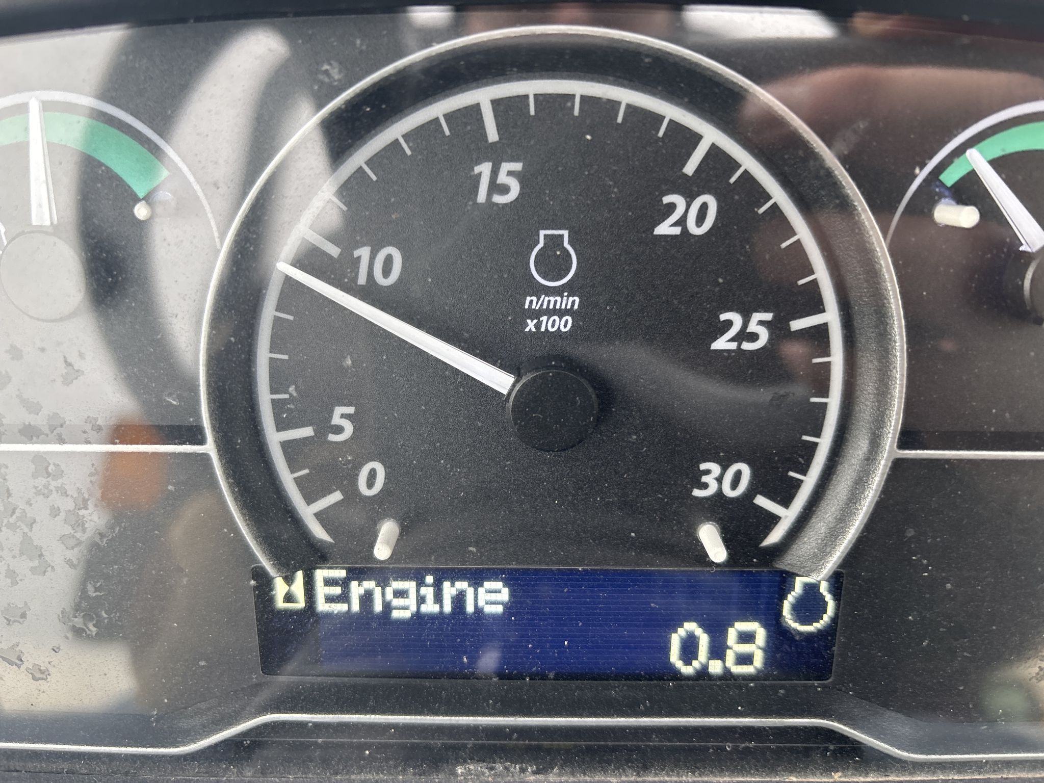 New In-Stock 2024 John Deere 2032R Compact Utility Tractors at Koenig Equipment in Greensburg, IN - PhotoXL16