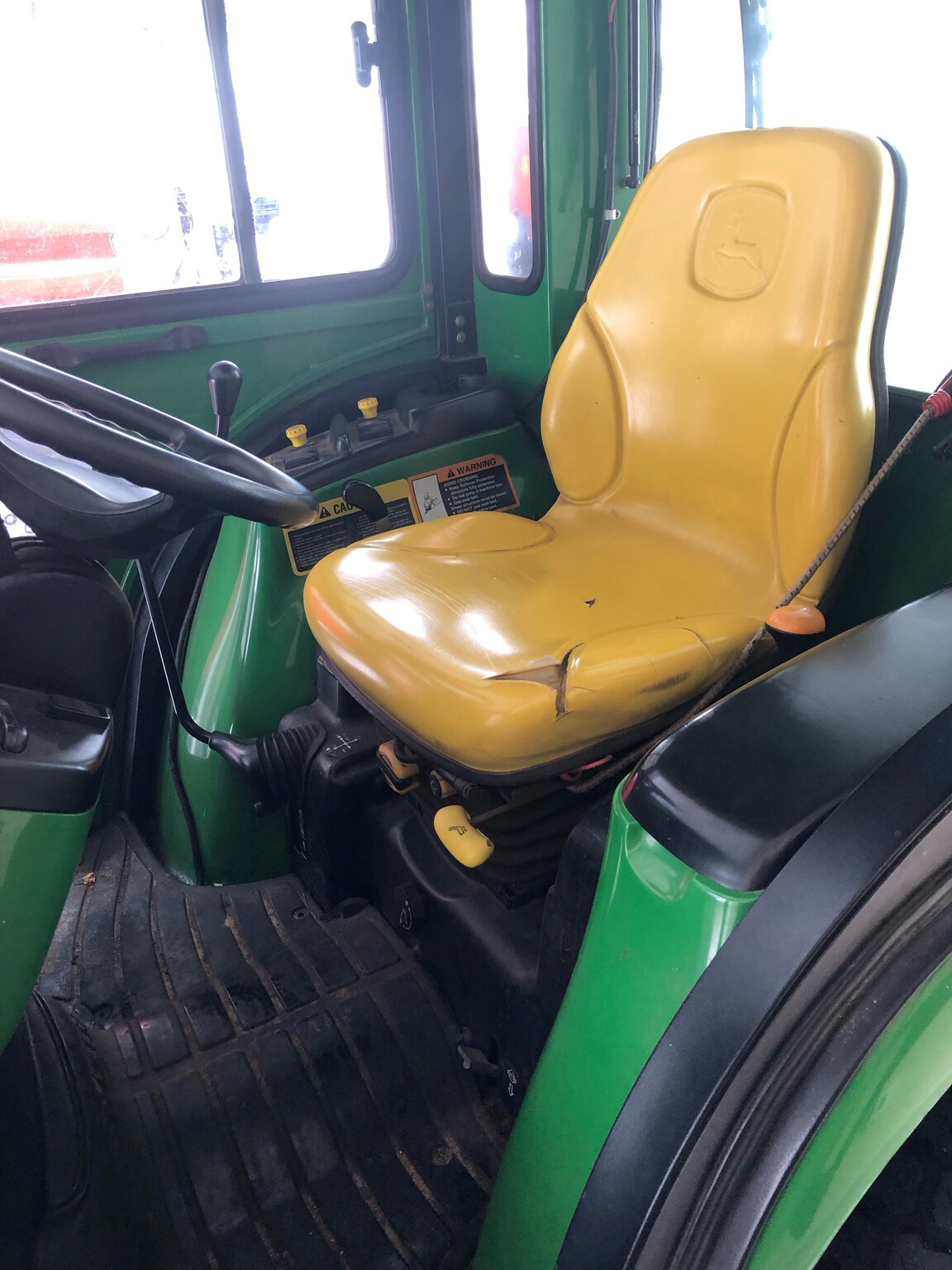 2004 John Deere 4310 Image 2