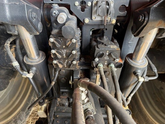 Photo of 2018 Case IH Magnum 310