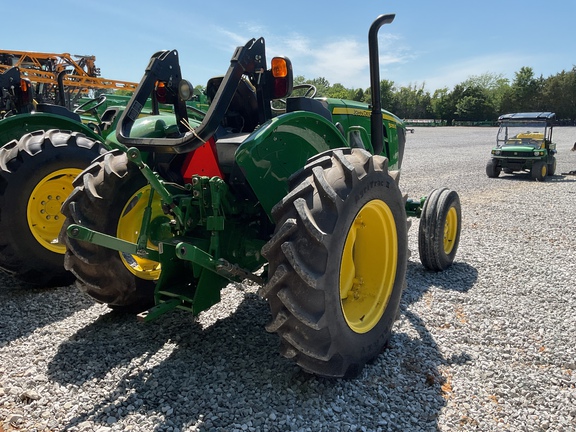 Photo of 2022 John Deere 5055E