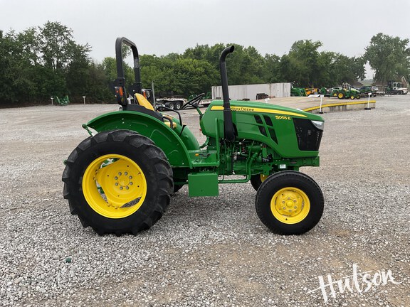 Photo of 2022 John Deere 5055E