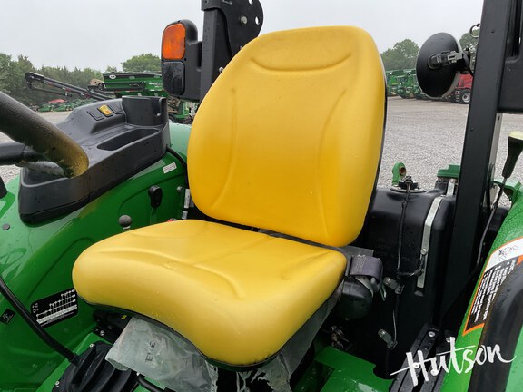 Photo of 2022 John Deere 5055E