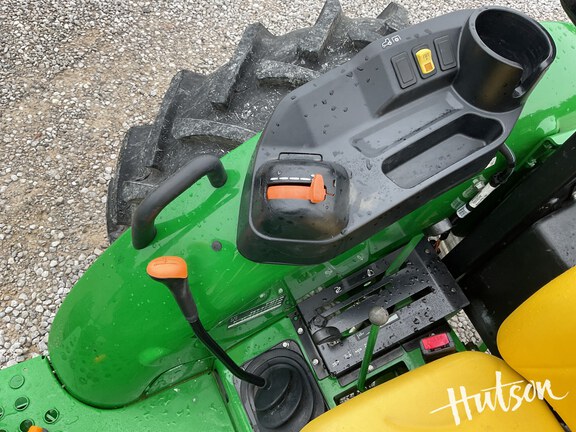 Photo of 2022 John Deere 5055E