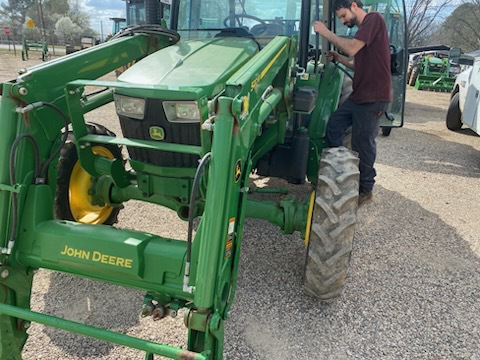2020 John Deere 5075E