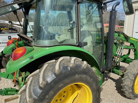 2020 John Deere 5075E
