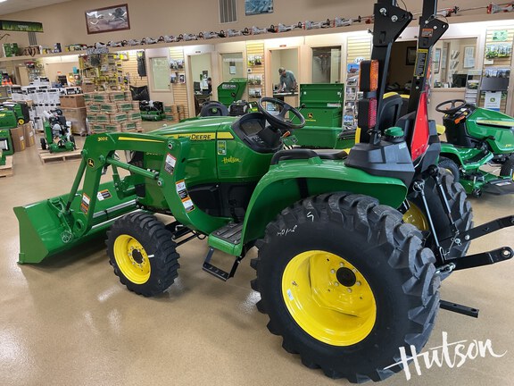 Photo of 2025 John Deere 3032E