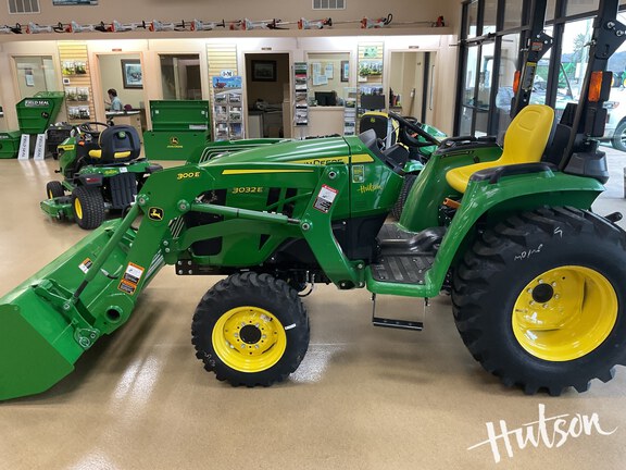Photo of 2025 John Deere 3032E