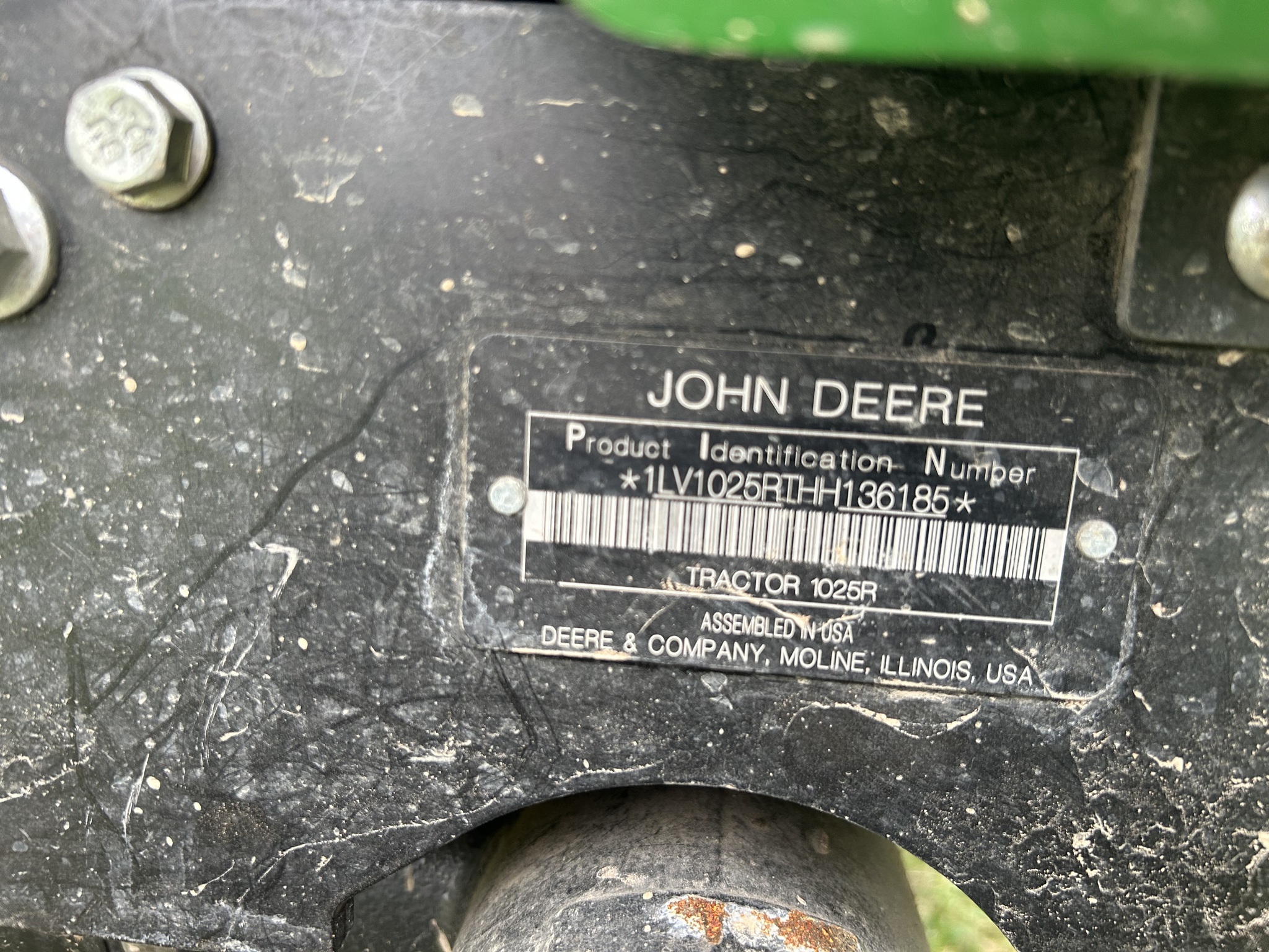 2017 John Deere 1025R Image 5