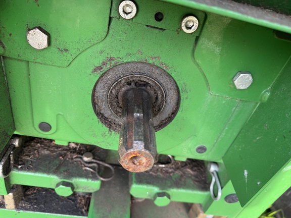 Photo of 2022 John Deere 6120M