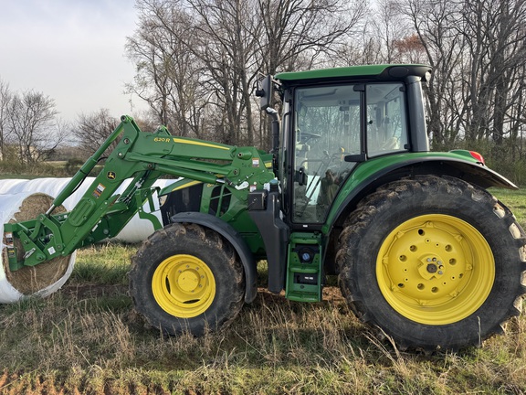 Photo of 2022 John Deere 6120M