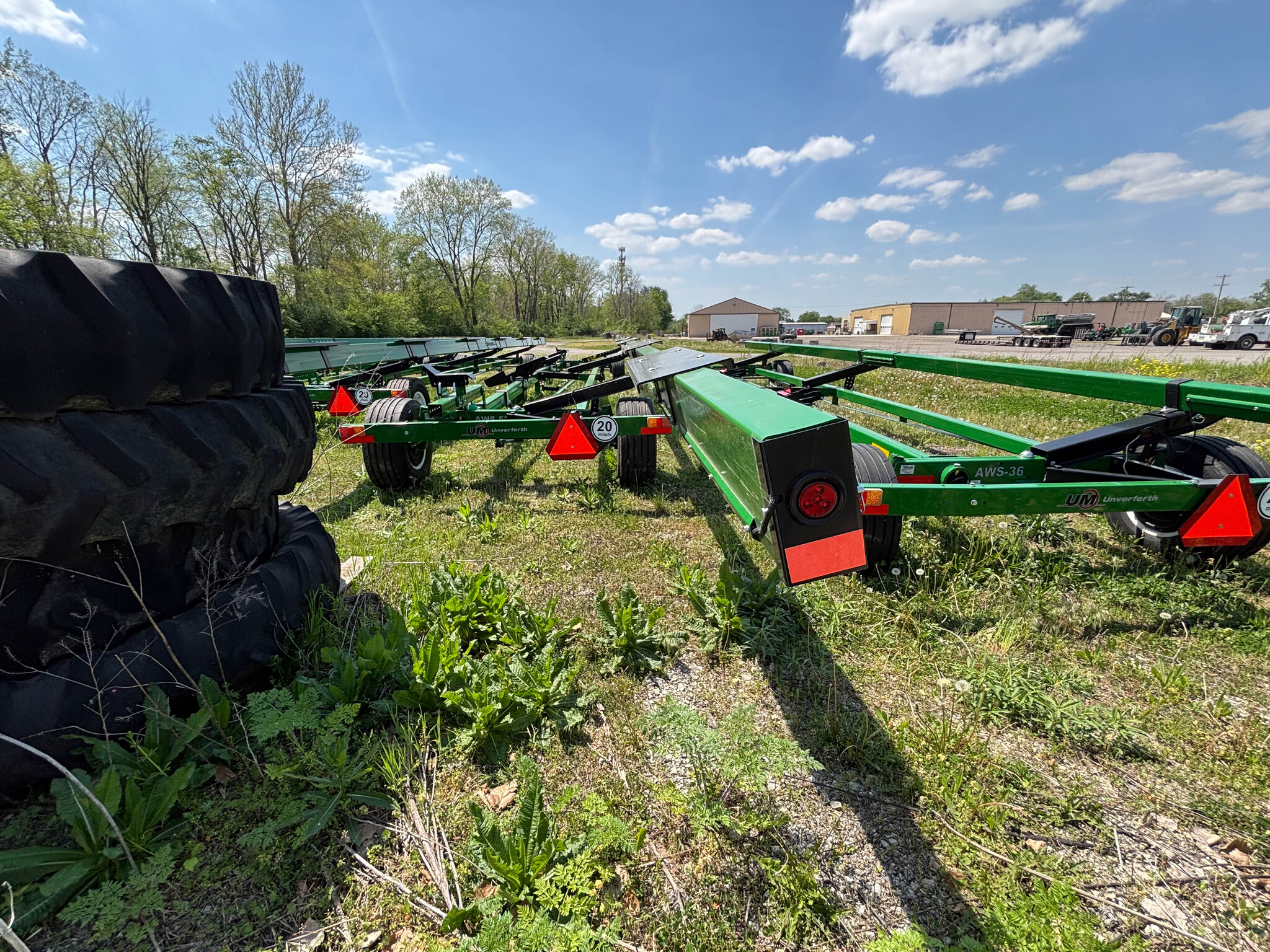 Used 2024 Unverferth AWS-52 Header carts at Koenig Equipment in Knightstown, IN - PhotoXL3