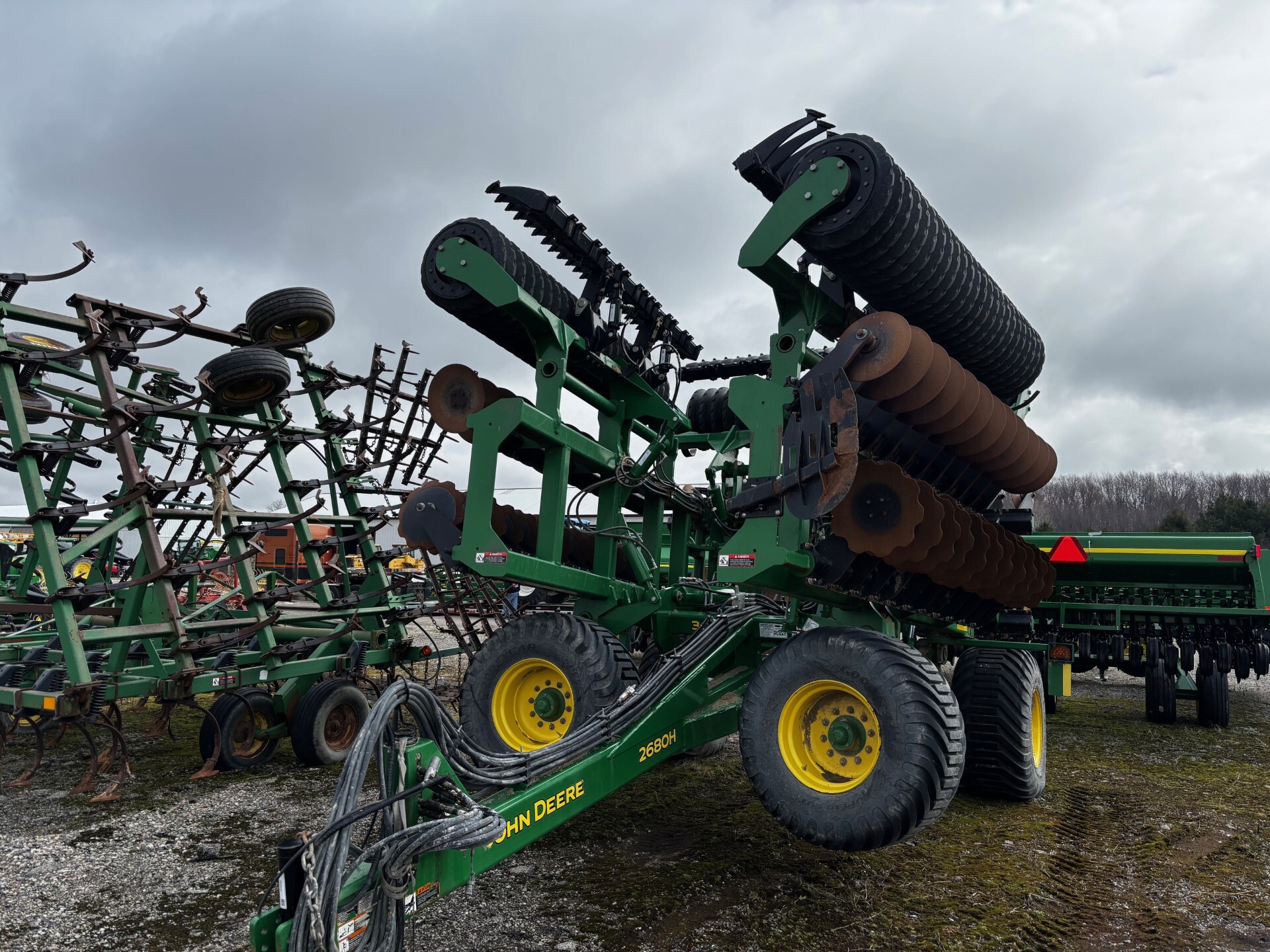 John Deere 2680H Image 1