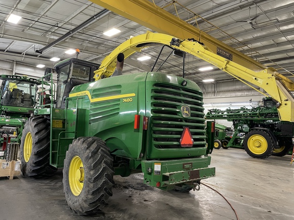 Photo of 2013 John Deere 7480