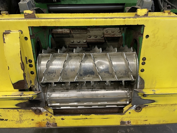 Photo of 2013 John Deere 7480