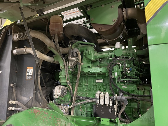 Photo of 2013 John Deere 7480