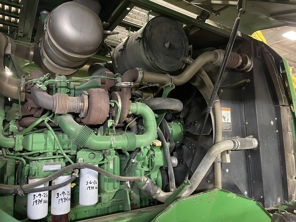 Photo of 2013 John Deere 7480