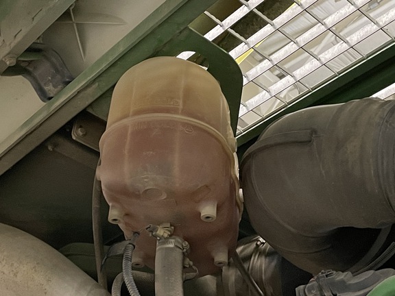 Photo of 2013 John Deere 7480