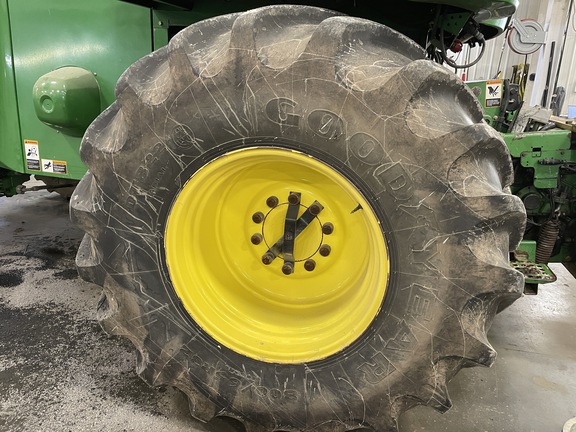 Photo of 2013 John Deere 7480