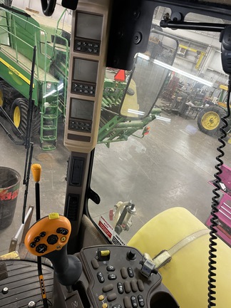 Photo of 2013 John Deere 7480