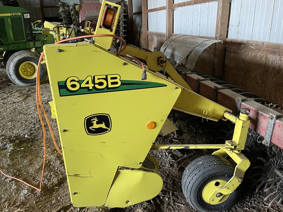 Photo of 2013 John Deere 7480