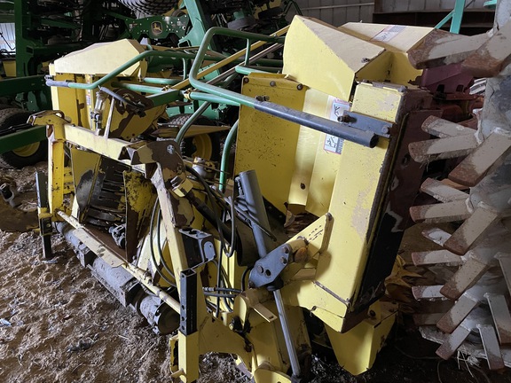Photo of 2013 John Deere 7480