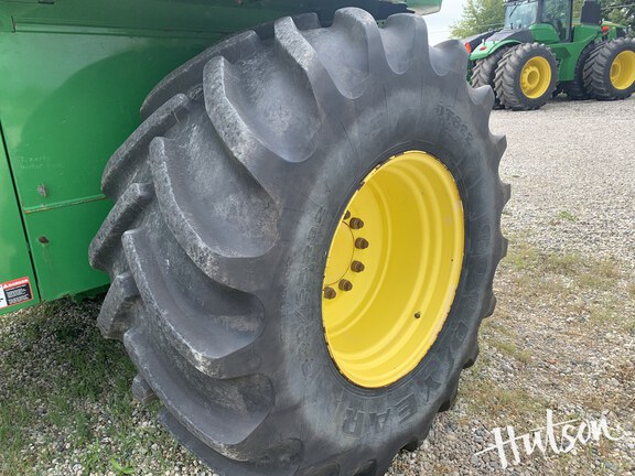 Photo of 2013 John Deere 7480