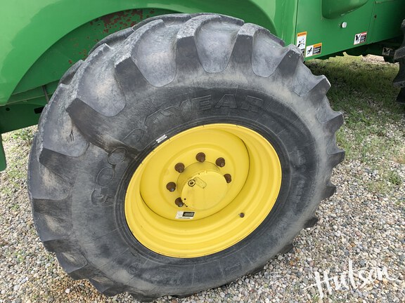 Photo of 2013 John Deere 7480