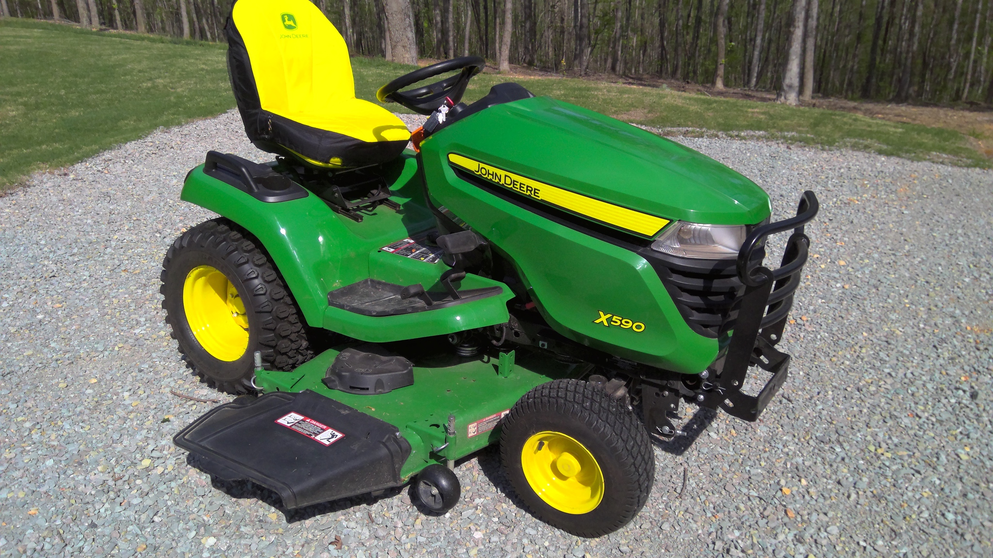 2024 John Deere X590