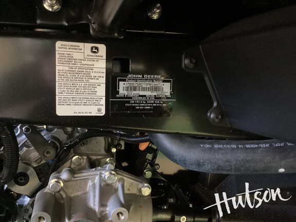 Photo of John Deere XUV 875R Signature Edition