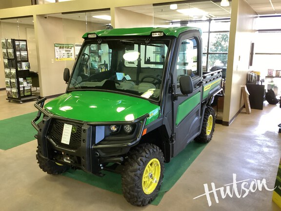 Photo of John Deere XUV 875R Signature Edition