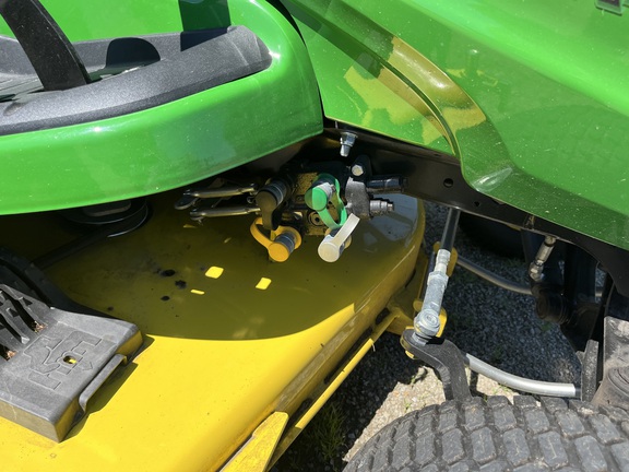 2019 John Deere X734 - Photo23