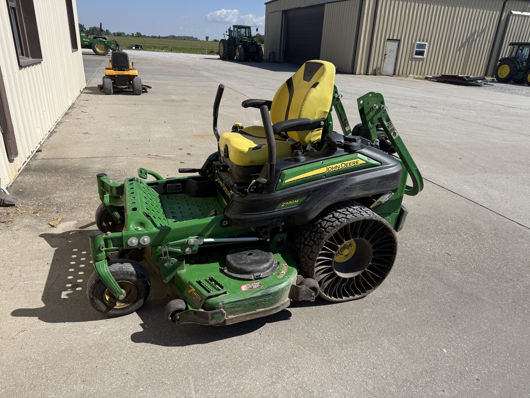  2022 John Deere Z930M at Heritage Tractor in Nevada, MO