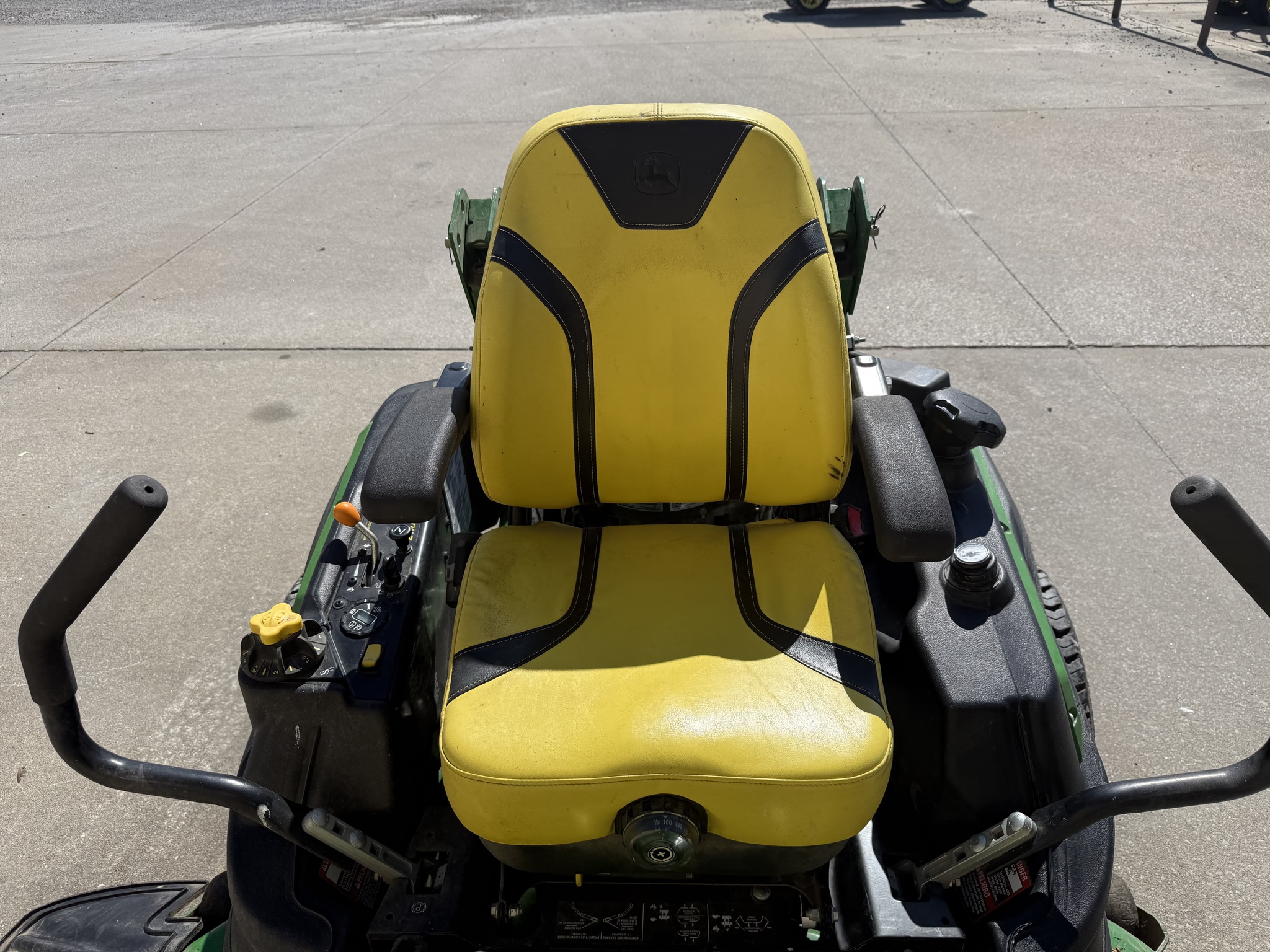  2022 John Deere Z930M at Heritage Tractor in Nevada, MO
