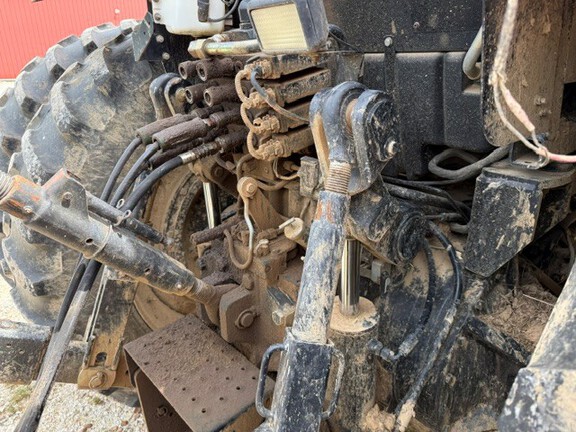 Photo of 2012 Versatile 305 MFWD