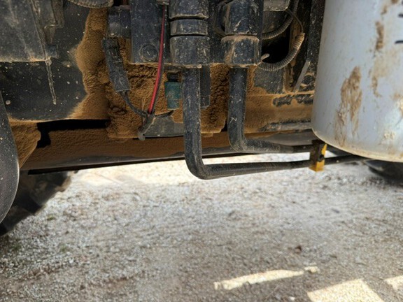 Photo of 2012 Versatile 305 MFWD